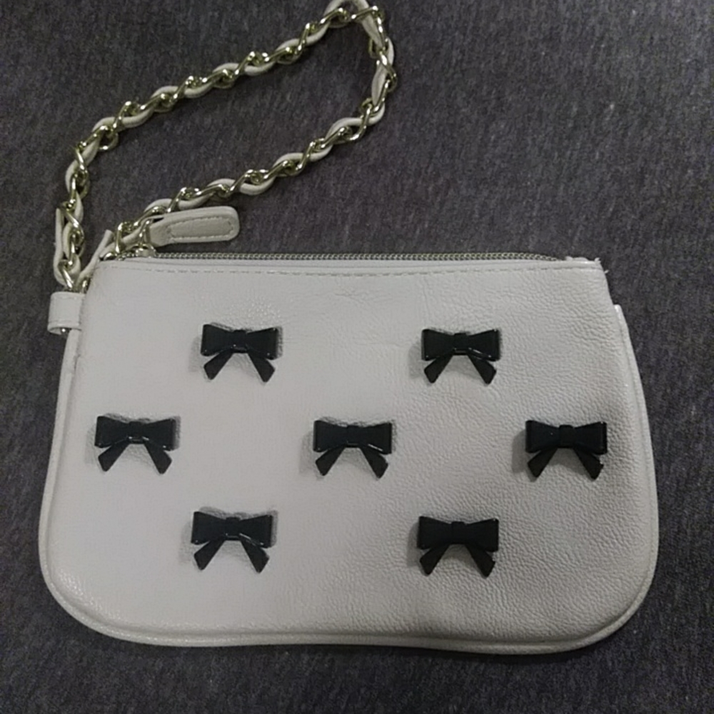 Betsey Johnson wristlet-NWOT